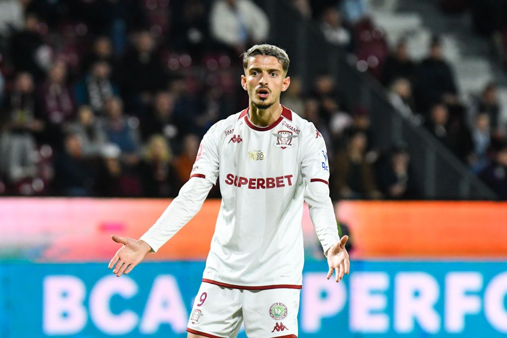 s-a-facut-transferul-lui-albion-rrahmani-cat-incaseaza-rapid-si-a-luat-deja-la-revedere-de-la-colegi_size6.jpg